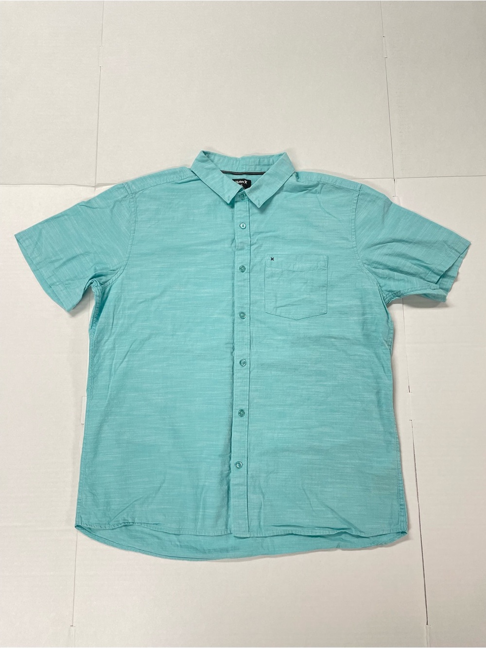 Hurley XL Classic Fit Button Down Short Sleeve Teal Shirt Casual Beach Vacation